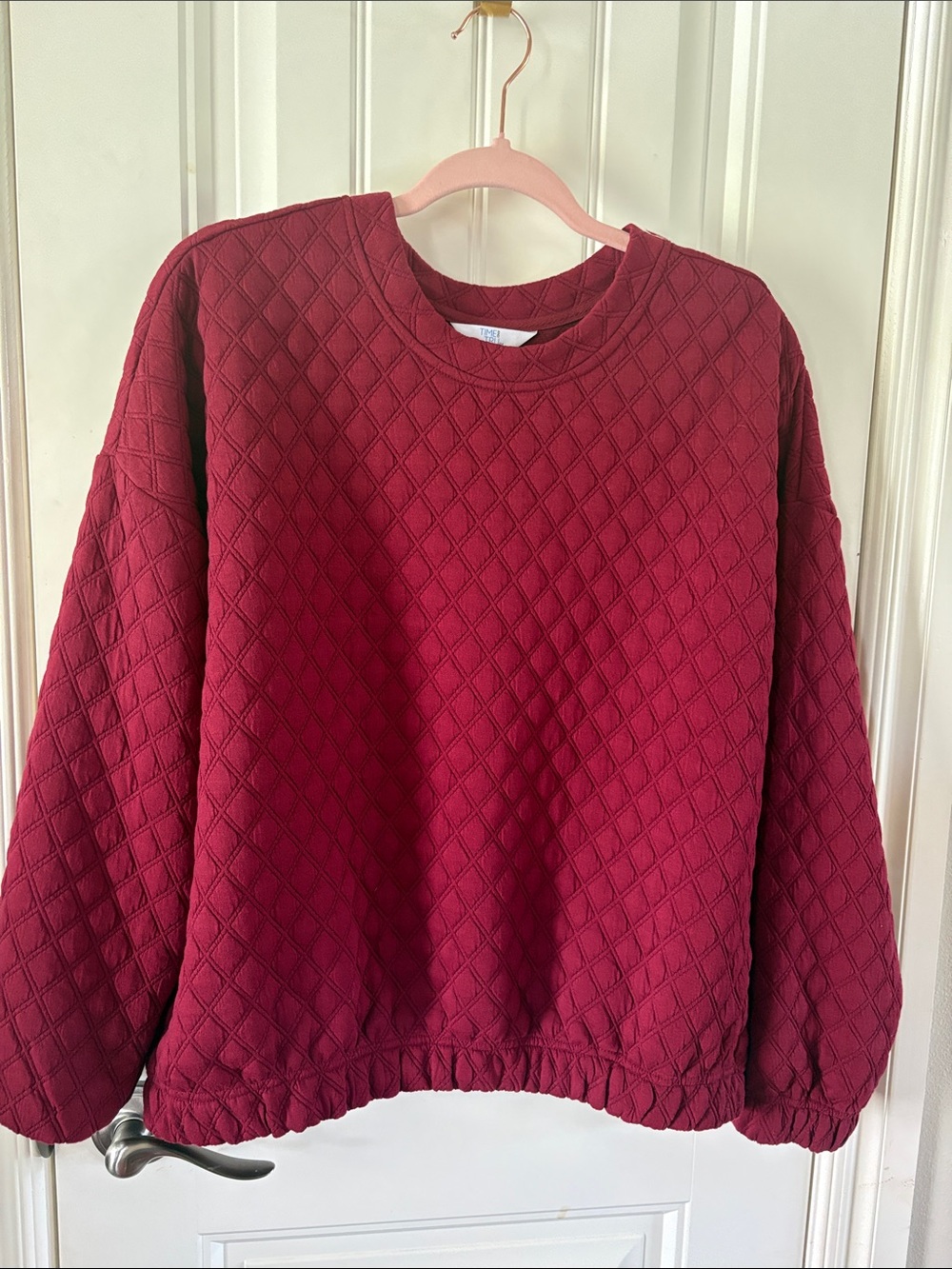 Time and Tru Quilted Wine Crewneck Sweatshirt